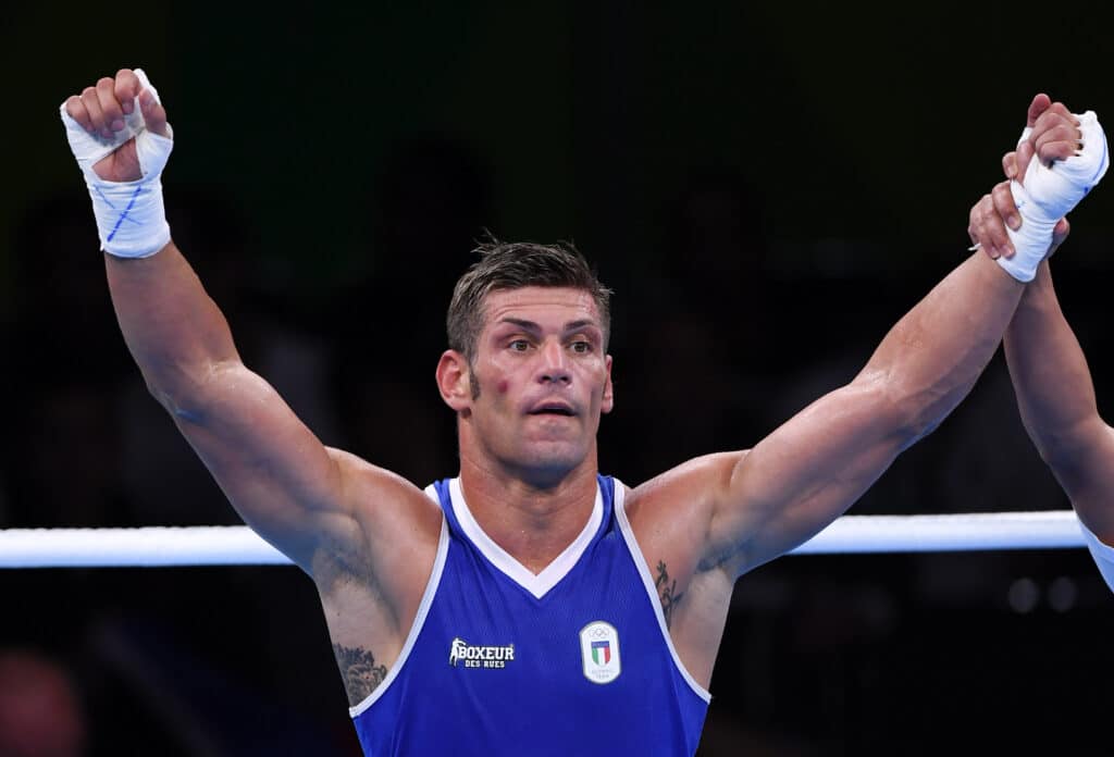 Clemente Russo torna sul ring a 44 anni: il campione di Marcianise debutterà da professionista il 21 novembre a Milano.