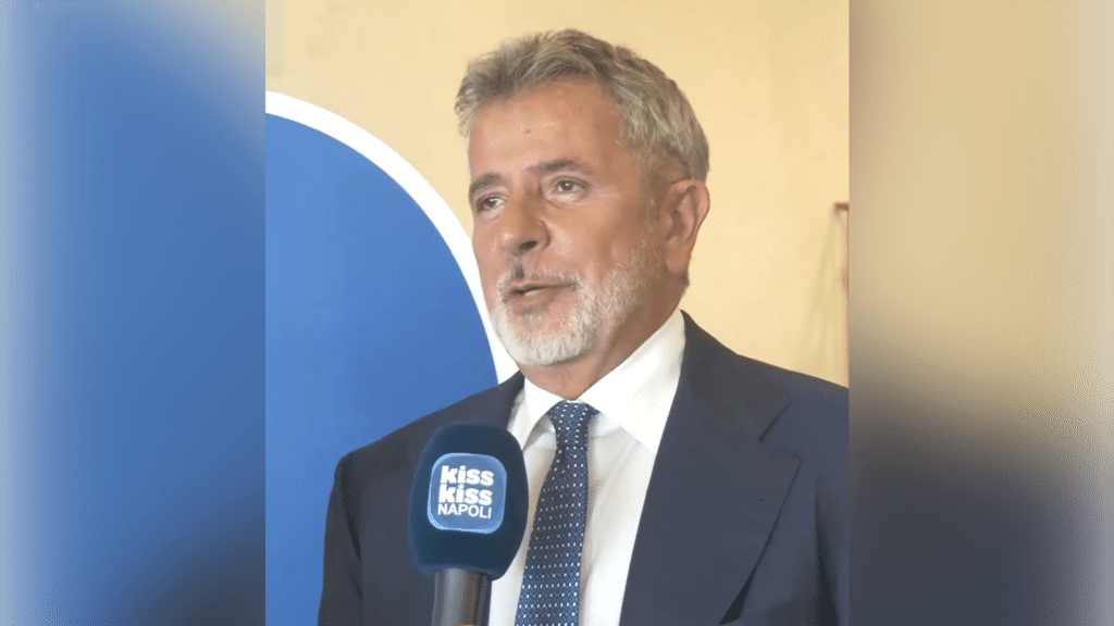 Giuseppe Brindisi a Kiss Kiss Napoli parla del caso Garlasco, di Zeman e di Berlusconi: «Per certi versi è più grave del caso Tortora».