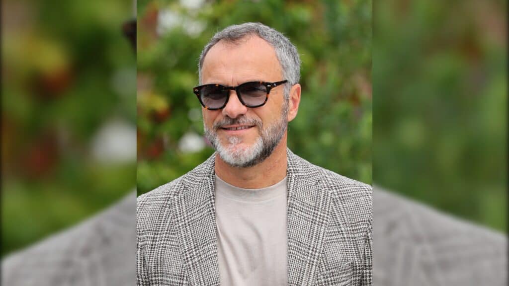 Massimiliano Gallo vince il Premio Kinéo 2026 come Miglior Opera Prima per La salita, il film che segna il suo debutto alla regia.