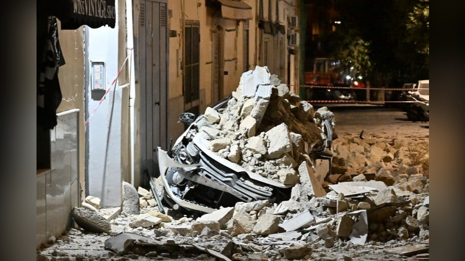 Campi Flegrei, saltano gran parte degli emendamenti al decreto sul bradisismo. Manzoni e Della Ragione protestano.