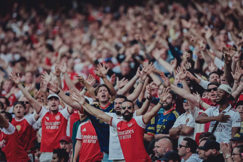 Napoli-Arsenal è ad alto rischio: attesi circa 1.500 tifosi inglesi. Nuova riunione sulla sicurezza e circa 45mila biglietti venduti.