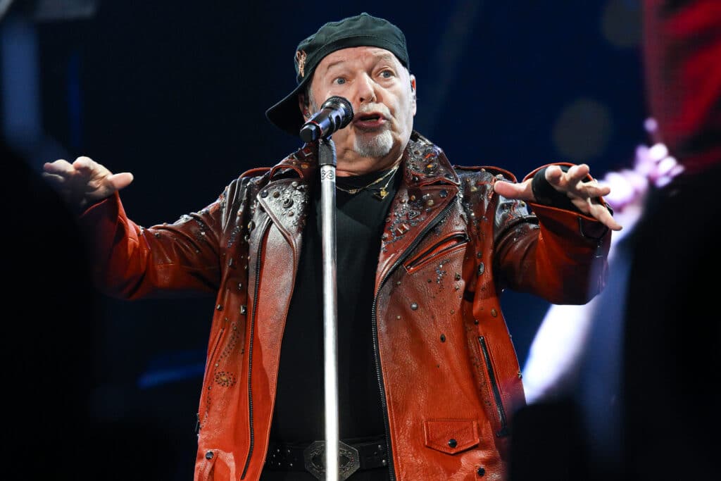Vasco Rossi riceverà il dottorato honoris causa in Politica e Comunicazione dall’Università di Salerno. Cerimonia il 7 ottobre a Fisciano.