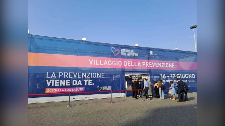 A Pozzuoli arriva il Villaggio della Prevenzione dell'Asl Napoli 2 Nord: 16 aree tematiche per le scuole, dall'alimentazione all'IA.