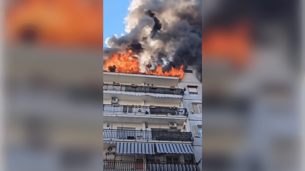 Incendio al rione 219 di Melito: edifici in sicurezza, famiglie sgomberate assistite e scuola regolarmente aperta domani.