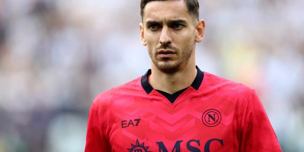 Turin, Italy - September 21: Alex Meret of Ssc Napoli looks on during the Serie A match between Juventus and Napoli at Allianz Stadium on September 21, 2024 in Turin, Italy. (Photo by sportinfoto/DeFodi Images via Getty Images)