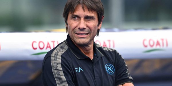 VERONA, ITALY - AUGUST 18: Head coach Antonio Conte of SSC Napoli looks on before the Serie A match between Hellas Verona and Napoli at Stadio Marcantonio Bentegodi on August 18, 2024 in Verona, Italy. (Photo by Image Photo Agency/Getty Images)