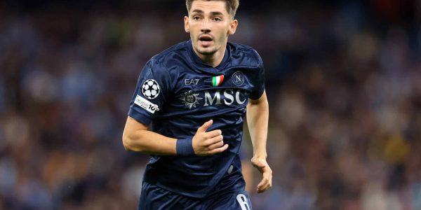 MANCHESTER, ENGLAND - SEPTEMBER 18: Billy Gilmour of SSC Napoli looks on during the UEFA Champions League 2025/26 League Phase MD1 match between Manchester City and SSC Napoli at City of Manchester Stadium on September 18, 2025 in Manchester, England. (Photo by Molly Darlington/Copa/Getty Images)