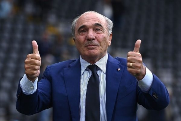 UDINE, ITALY - SEPTEMBER 26:ACF Fiorentina President Rocco Commisso celebrates the victroy during the Serie A match between Udinese Calcio and ACF Fiorentina at Dacia Arena on September 26, 2021 in Udine, Italy. (Photo by Alessandro Sabattini/Getty Images)