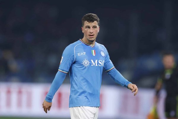 Diego Demme racconta il suo Napoli a Behind The Athletes: il rapporto con Gattuso, Spalletti, lo Scudetto e i ricordi con Kvaratskhelia.