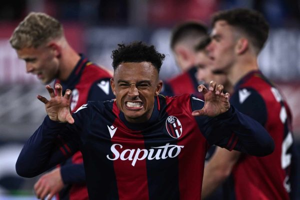 BOLOGNA, ITALY - APRIL 07: Dan Ndoye of Bologna celebrates his goal during the Serie A match between Bologna and Napoli at Stadio Renato Dall'Ara on April 07, 2025 in Bologna, Italy. (Photo by Image Photo Agency/Getty Images)