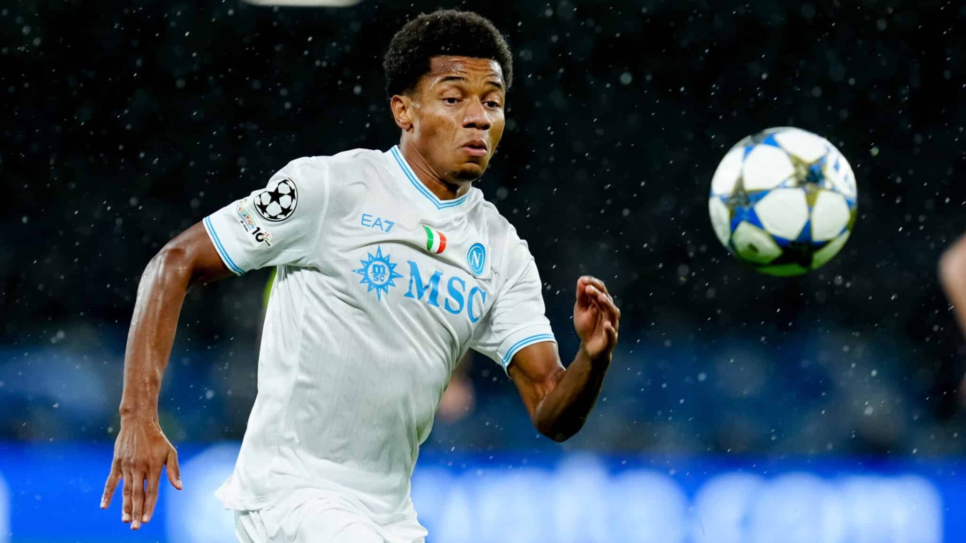 David Neres of SSC Napoli in action during the UEFA Champions League 2025/26 League Phase MD5 match between SSC Napoli and Qarabag FK at Stadio Diego Armando Maradona on November 25, 2025 in Naples, Italy. (Photo by Giuseppe Maffia/NurPhoto via Getty Images)