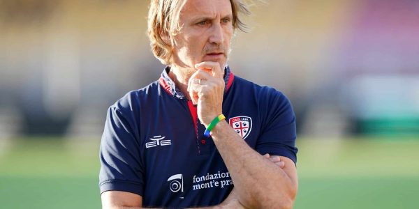 Davide Nicola, head coach of Cagliari Calcio, watches the Serie A match between Lecce and Cagliari in Lecce, Italy, on August 31, 2024. (Photo by Gabriele Maricchiolo/NurPhoto via Getty Images)