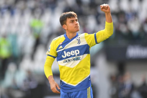 TURIN, ITALY - MARCH 20: Paulo Dybala of Juventus celebrates after scoring their team's first goal during the Serie A match between Juventus and US Salernitana at Allianz Stadium on March 20, 2022 in Turin, Italy. (Photo by Valerio Pennicino/Getty Images)