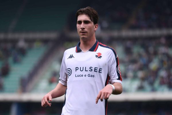 VERONA, ITALY - APRIL 13: Fabio Miretti of Genoa during the Serie A match between Verona and Genoa at Stadio Marcantonio Bentegodi on April 13, 2025 in Verona, Italy. (Photo by Alessandro Sabattini/Getty Images)