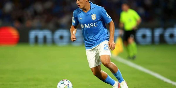 Favasuli racconta l’emozione dell’esordio in Champions al Maradona con il Napoli: “Un sogno, emozione indescrivibile”.