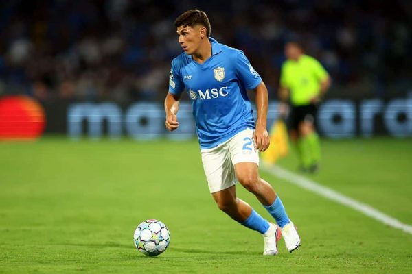 Favasuli racconta l&rsquo;emozione dell&rsquo;esordio in Champions al Maradona con il Napoli: &ldquo;Un sogno, emozione indescrivibile&rdquo;.
