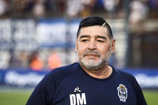 LA PLATA, ARGENTINA - JANUARY 24:  Diego Maradona coach of Gimnasia y Esgrima La Plata looks on before a match between Gimnasia y Esgrima La Plata and Velez as part of Superliga 2019/20 at Juan Carmelo Zerillo Stadium on January 24, 2020 in La Plata, Argentina. (Photo by Marcelo Endelli/Getty Images)