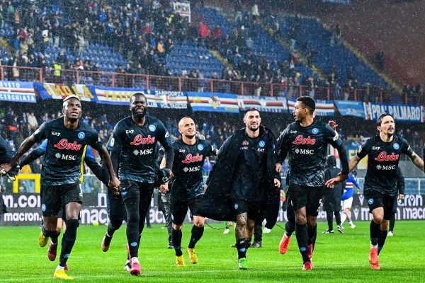 GENOA, ITALY - JANUARY 8: Victor Osimhen of Napoli (L) celebrates with his team-mates after the Serie A match between UC Sampdoria and SSC Napoli at Stadio Luigi Ferraris on January 8, 2023 in Genoa, Italy. (Photo by Simone Arveda/Getty Images)