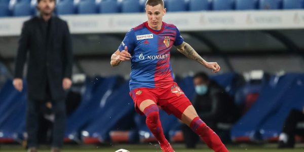 BASEL, SWITZERLAND - OCTOBER 01: Andrea Padula of FC Basel in action during the UEFA Europa League play-off match between FC Basel and ZSKA Sofia at St. Jakob-Park on October 1, 2020 in Basel, Switzerland. Football Stadiums around Europe remain empty due to the Coronavirus Pandemic as Government social distancing laws prohibit fans inside venues resulting in fixtures being played behind closed doors. (Photo by Christian Kaspar-Bartke/Getty Images)
