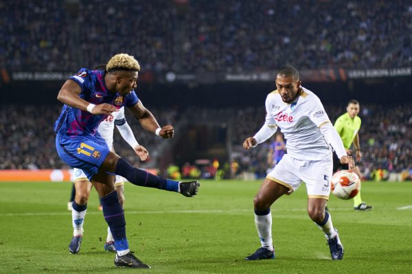 BARCELONA, SPAIN - FEBRUARY 17: Juan Jesus of SSC Napoli makes penalty during the UEFA Europa League Knockout Round Play-Off Leg One match between FC Barcelona and SSC Napoli at Camp Nou on February 17, 2022 in Barcelona, Spain. (Photo by Pedro Salado/Quality Sport Images/Getty Images)