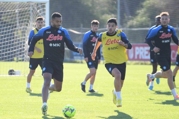 NAPLES, ITALY - DECEMBER 20: Juan Jesus of Napoli during a training session on December 20, 2022 in Naples, Italy. (Photo by SSC NAPOLI/SSC NAPOLI via Getty Images)