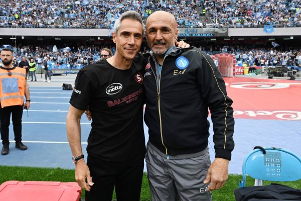 NAPLES, ITALY - APRIL 30: Paulo Sousa, Salernitana head coach greets Luciano Spalletti SSC Napoli head coach before the Serie A match between SSC Napoli and Salernitana at Stadio Diego Armando Maradona on April 30, 2023 in Naples, Italy. (Photo by Francesco Pecoraro/Getty Images)