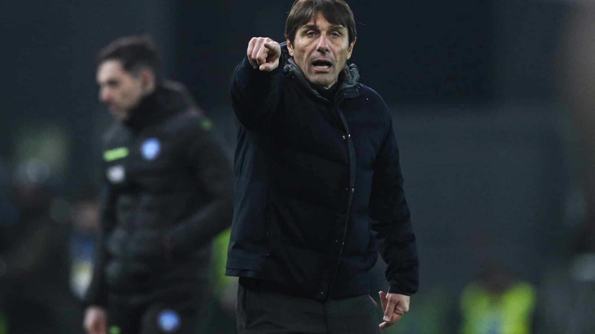 UDINE, ITALY - DECEMBER 14: Antonio Conte of Napoli coach reacts during the Serie A match between Udinese and Napoli at Stadio Friuli on December 14, 2024 in Udine, Italy. (Photo by Image Photo Agency/Getty Images)