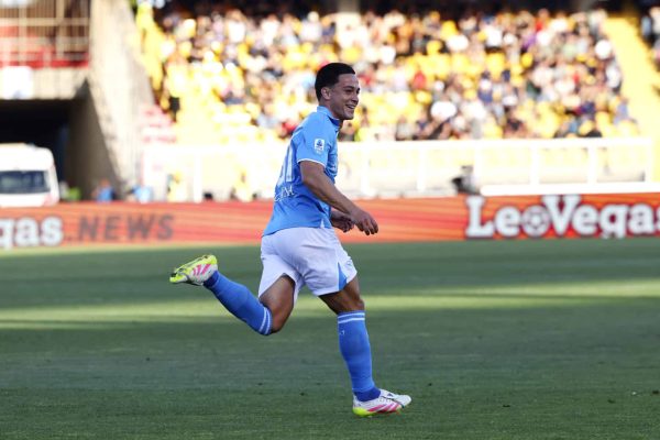LECCE, ITALY - MAY 03: Giacomo Raspadori of Napoli celebrates after scoring his team's opening goal during the Serie A match between Lecce and Napoli at Stadio Via del Mare on May 03, 2025 in Lecce, Italy. (Photo by Maurizio Lagana/Getty Images)