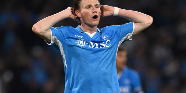 NAPLES, ITALY - MAY 11: Scott McTominay of Napoli disappointment during the Serie A match between Napoli and Genoa at Stadio Diego Armando Maradona on May 11, 2025 in Naples, Italy. (Photo by Image Photo Agency/Getty Images)