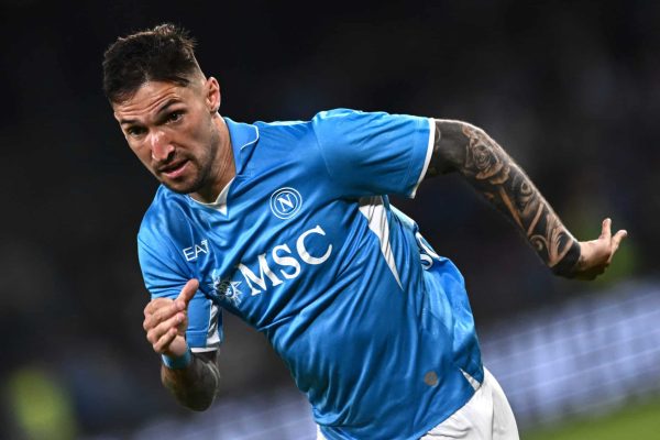 NAPLES, ITALY - MAY 11: Matteo Politano of Napoli in action during the Serie A match between Napoli and Genoa at Stadio Diego Armando Maradona on May 11, 2025 in Naples, Italy. (Photo by Image Photo Agency/Getty Images)