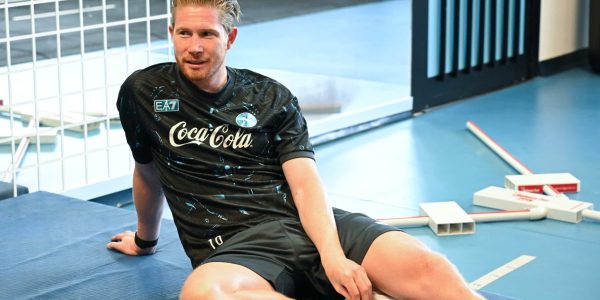 NAPLES, ITALY - JULY 15: Kevin De Bruyne of SSC Napoli attends the first tests of the 2025/26 season at the club’s training center on July 15, 2025 in Castel Volturno, Italy. (Photo by SSC NAPOLI/SSC NAPOLI via Getty Images)