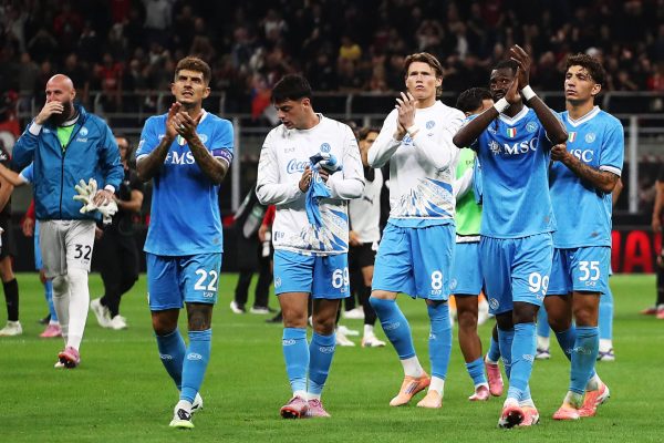MILAN, ITALY - SEPTEMBER 28: Frank Anguissa of Napoli is dejected after the Serie A match between AC Milan and SSC Napoli at Giuseppe Meazza Stadium on September 28, 2025 in Milan, Italy. (Photo by Marco Luzzani/Getty Images)