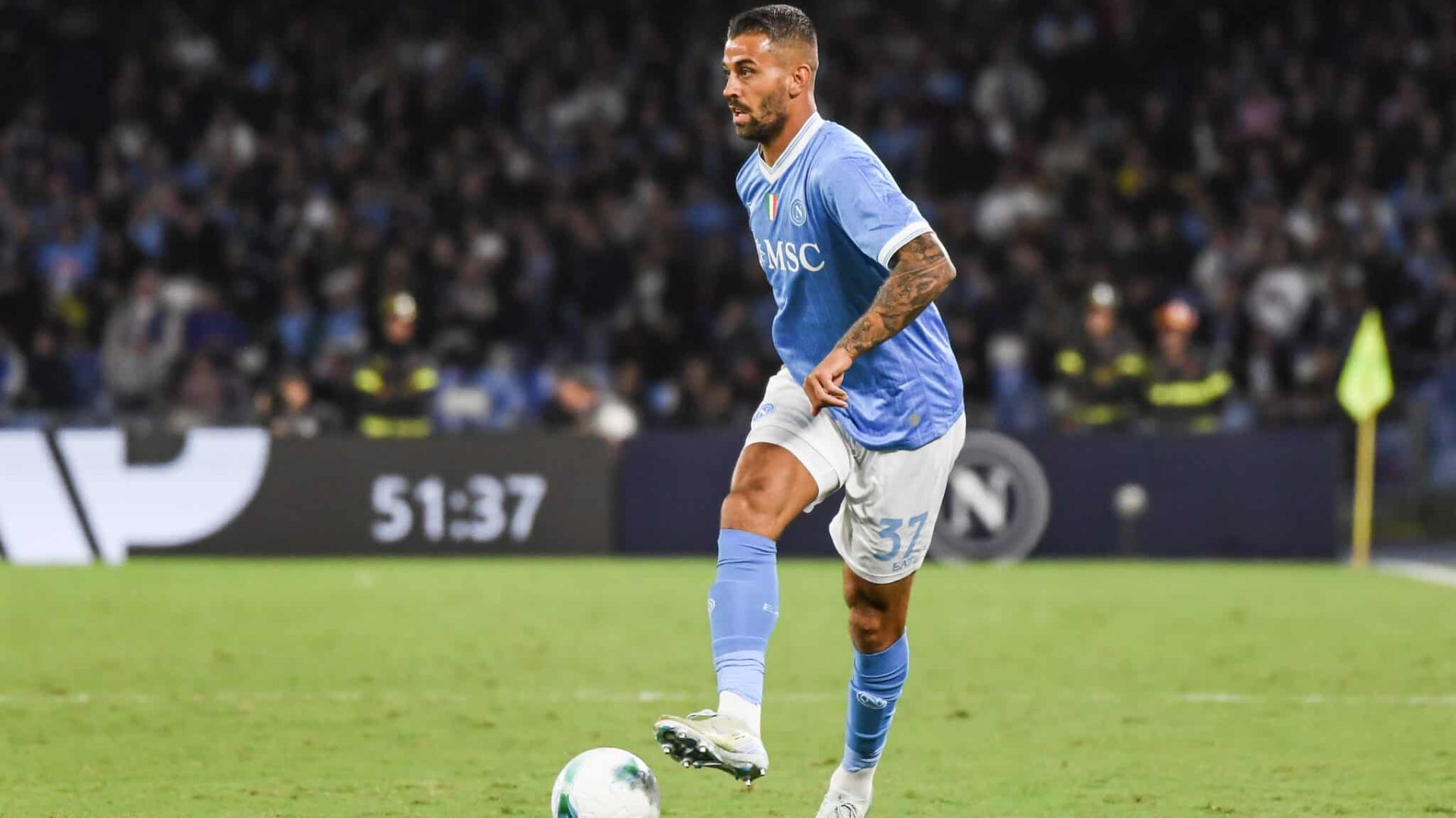 NAPLES, ITALY - OCTOBER 05: Leonardo Spinazzola of SSC Napoli during the Serie A match between SSC Napoli and Genoa CFC at Stadio Diego Armando Maradona on October 05, 2025 in Naples, Italy. (Photo by Ivan Romano/Getty Images)