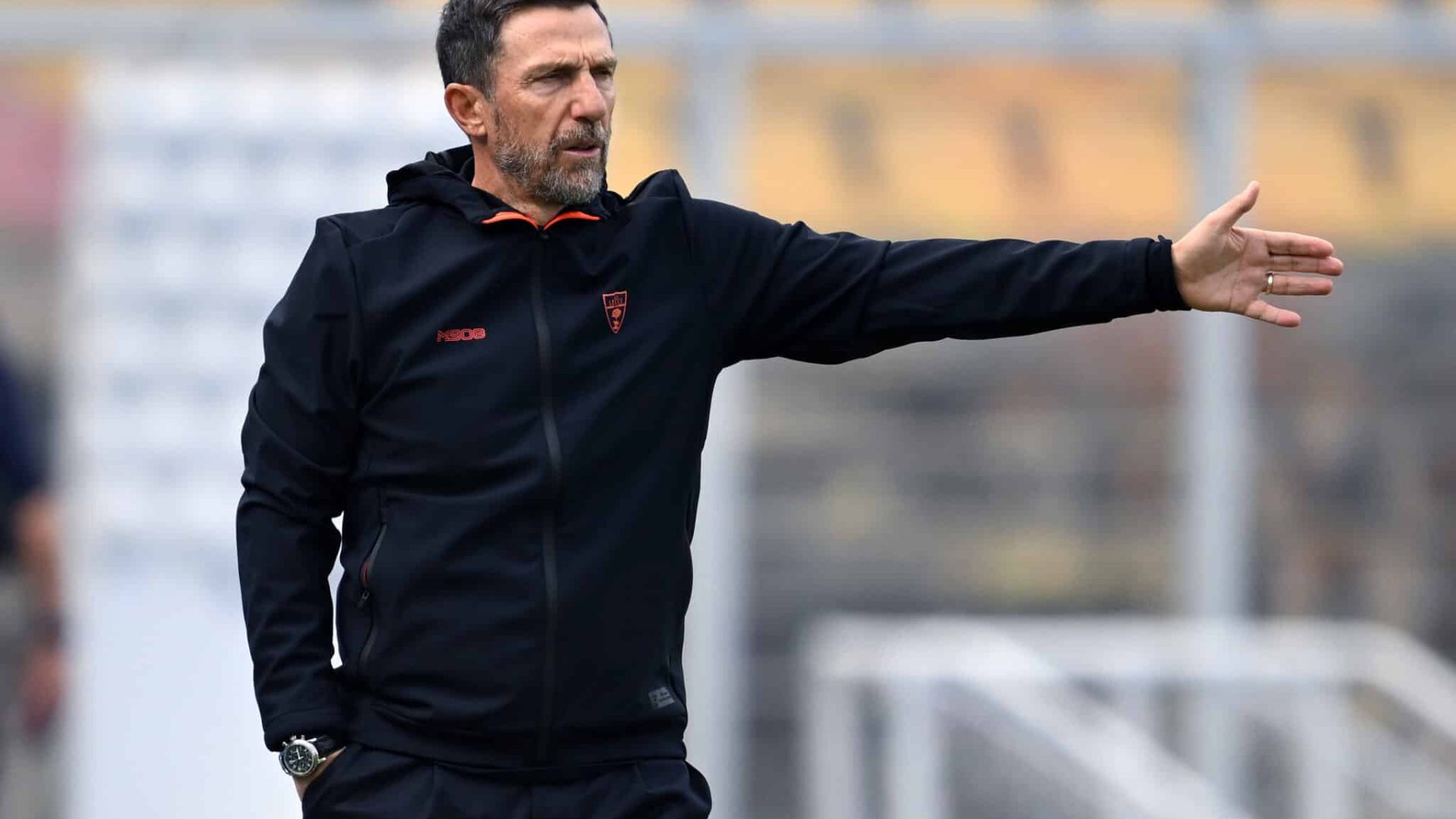 US Lecce v US Sassuolo Calcio – Serie A LECCE, ITALY - OCTOBER 18:  Eusebio Di Francesco of Lecce co during the Serie A match between US Lecce and US Sassuolo Calcio at Stadio Via del Mare on October 18, 2025 in Lecce, Italy. (Photo by Image Photo Agency/Getty Images)