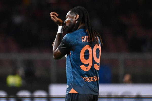 LECCE, ITALY - OCTOBER 28: Frank Anguissa of Napoli celebrates his goal during the Serie A match between US Lecce and SSC Napoli at Stadio Via del Mare on October 28, 2025 in Lecce, Italy. (Photo by Image Photo Agency/Getty Images)