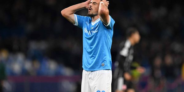 NAPLES, ITALY - NOVEMBER 04: Eljif Elmas of SSC Napoli stands disappointed during the UEFA Champions League 2025/26 League Phase MD4 match between SSC Napoli and Eintracht Frankfurt at Stadio Diego Armando Maradona on November 04, 2025 in Naples, Italy. (Photo by Francesco Pecoraro/Getty Images)