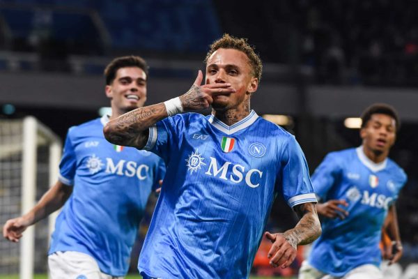 NAPLES, ITALY - NOVEMBER 22: Noa Lang of SSC Napoli celebrates after scoring a goal to make it 3-0 during the Serie A match between SSC Napoli and Atalanta BC at Stadio Diego Armando Maradona on November 22, 2025 in Naples, Italy. (Photo by Ivan Romano/Getty Images)