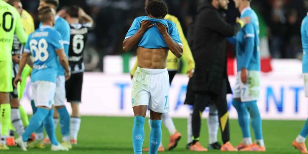 UDINE, ITALY - DECEMBER 14: David Neres of Napoli reacts at the end of the Serie A match between Udinese Calcio and SSC Napoli at Stadio Friuli on December 14, 2025 in Udine, Italy. (Photo by Timothy Rogers/Getty Images)
