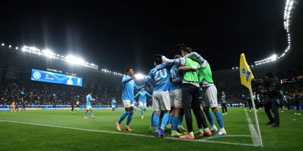 RIYADH, SAUDI ARABIA - DECEMBER 18: Players of SSC Napoli celebrate after Rasmus Hojlund scores his team's second goal  during the Supercoppa Italiana Semi-Final match between SSC Napoli and AC Milan at King Saud University Stadium on December 18, 2025 in Riyadh, Saudi Arabia.  (Photo by Yasser Bakhsh/Getty Images)
