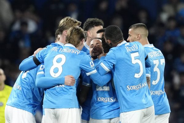 Napoli, Italy - January 17: Stanislav Lobotka of SSC Napoli celebrates after scoring his team's first goal with team mates during the Serie A match between SSC Napoli and US Sassuolo Calcio at Diego Maradona on January 17, 2026 in Napoli, Italy. (Photo by Matteo Ciambelli/DeFodi Images/DeFodi via Getty Images)