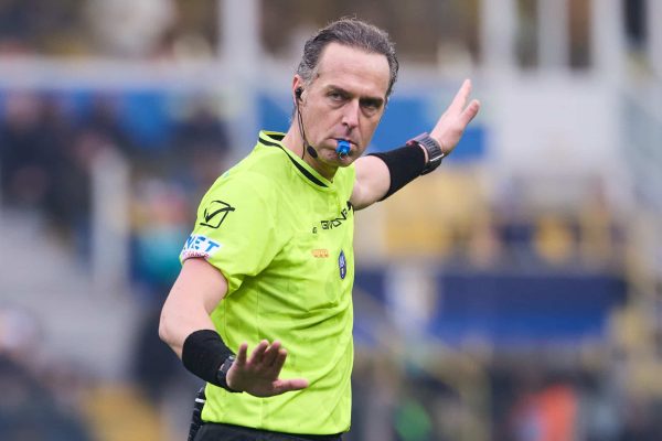 PARMA, ITALY - JANUARY 18: Luca Pairetto, referee of the match gestures during the Serie A match between Parma Calcio 1913 and Genoa CFC at Stadio Ennio Tardini on January 18, 2026 in Parma, Italy. (Photo by Emmanuele Ciancaglini/Getty Images)