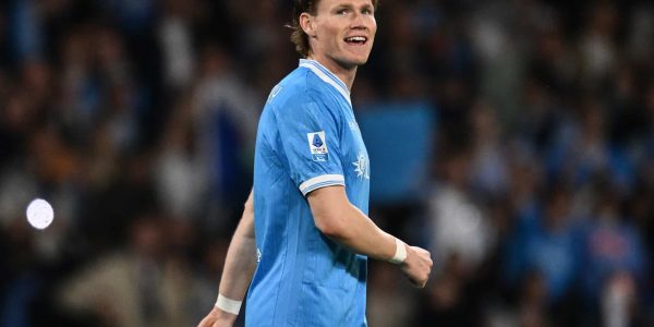 NAPLES, ITALY - APRIL 24: Scott McTominay of Napoli celebrates his goal during the Serie A match between SSC Napoli and US Cremonese at Stadio Diego Armando Maradona on April 24, 2026 in Naples, Italy. (Photo by Image Photo Agency/Getty Images)