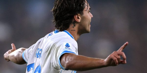 GENOA, ITALY - AUGUST 22: Antonio Vergara of Napoli celebrates during the Serie A match between Genoa CFC and SSC Napoli at Stadio Luigi Ferraris on August 22, 2026 in Genoa, Italy. (Photo by Image Photo Agency/Getty Images)