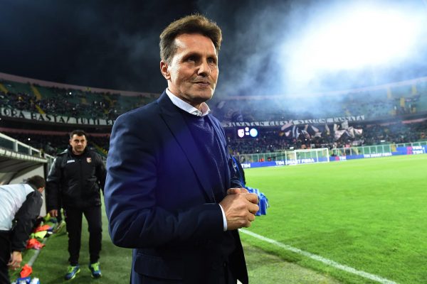 PALERMO, ITALY - MARCH 13:  Head coach Walter Novellino of Palermo looks on during the Serie A match between US Citta di Palermo and SSC Napoli at Stadio Renzo Barbera on March 13, 2016 in Palermo, Italy.  (Photo by Tullio M. Puglia/Getty Images)