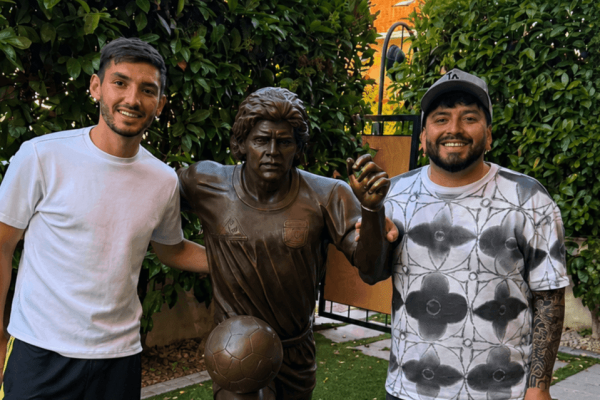 Gilmour-maradona-1.png