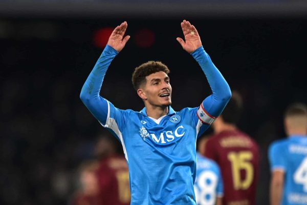 NAPLES, ITALY - NOVEMBER 24: Giovanni Di Lorenzo of Napoli celebrates during the Serie A match between Napoli and Roma at Stadio Diego Armando Maradona on November 24, 2024 in Naples, Italy. (Photo by Image Photo Agency/Getty Images)