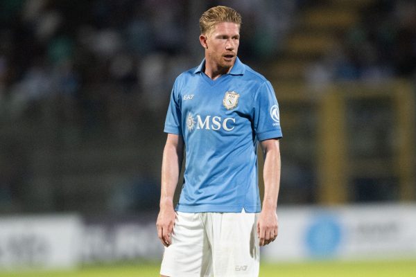 CASTEL DI SANGRO, ITALY - AUGUST 08: Kevin De Bruyneof SSC Napoli looks on during the pre-season friendly match between SSC Napoli and RC Celta de Vigo at Stadio Teofilo Patini on August 08, 2026 in Castel di Sangro, Italy. (Photo by SSC NAPOLI/SSC NAPOLI via Getty Images)