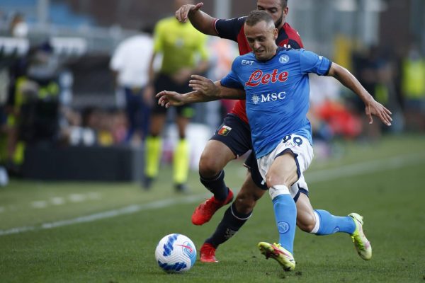 Stanislav Lobotka during the Serie A match between Genoa CFC and SSC Napoli at Stadio Luigi Ferraris on August 29, 2021 in Genoa, Italy. (Photo by Loris Roselli/NurPhoto via Getty Images)