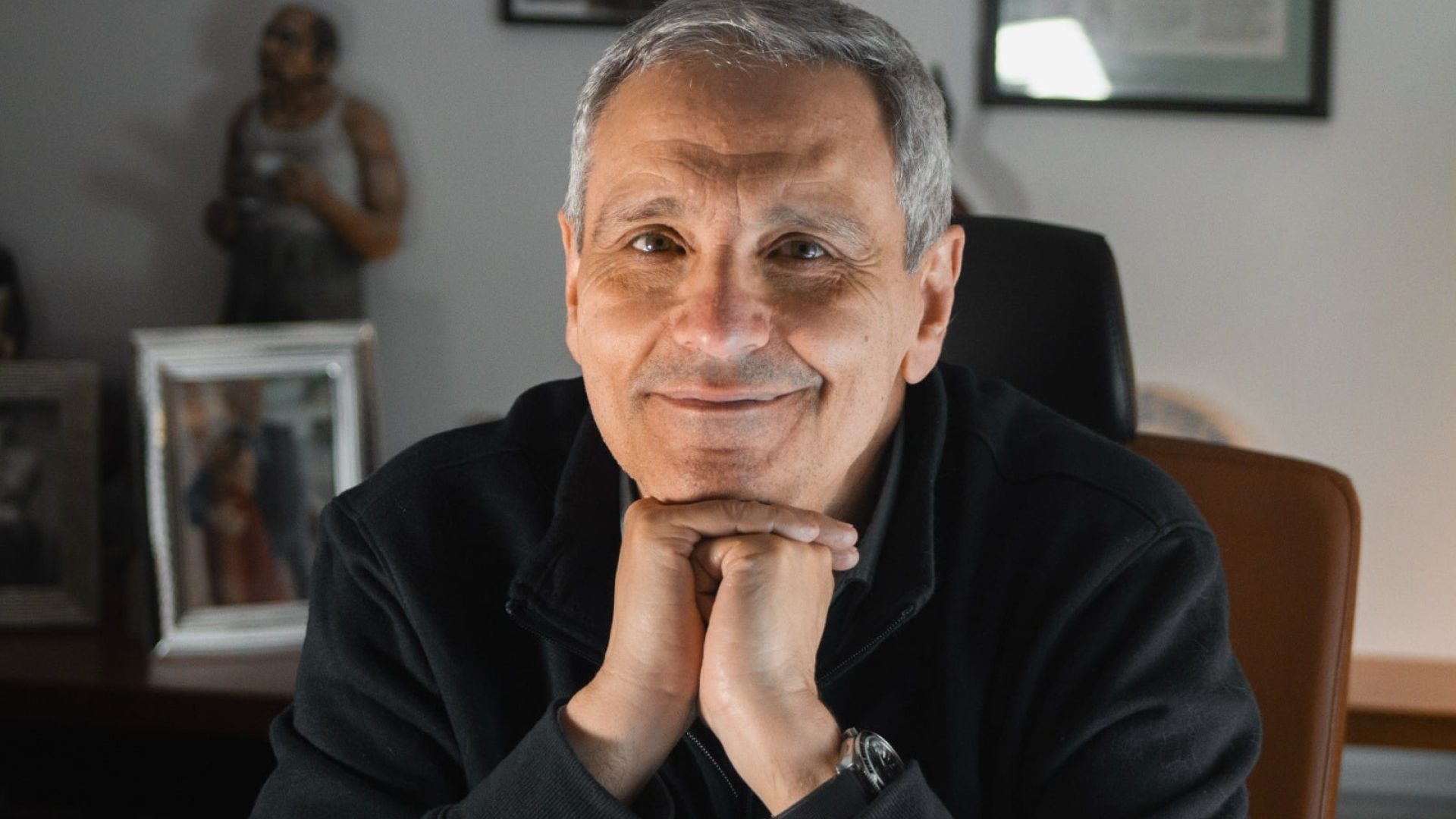 MAURIZIO DE GIOVANNI