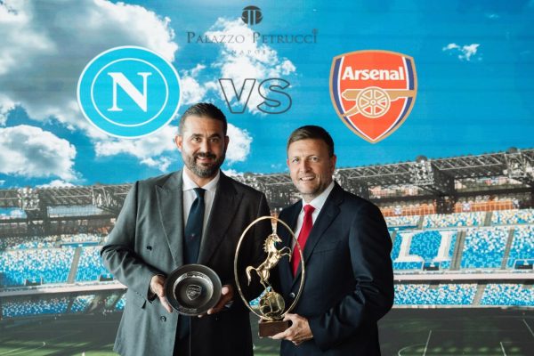 Napoli-Arsenal, pranzo istituzionale a Palazzo Petrucci: Edoardo De Laurentiis incontra Richard Garlick. Omaggio all'Arsenal.